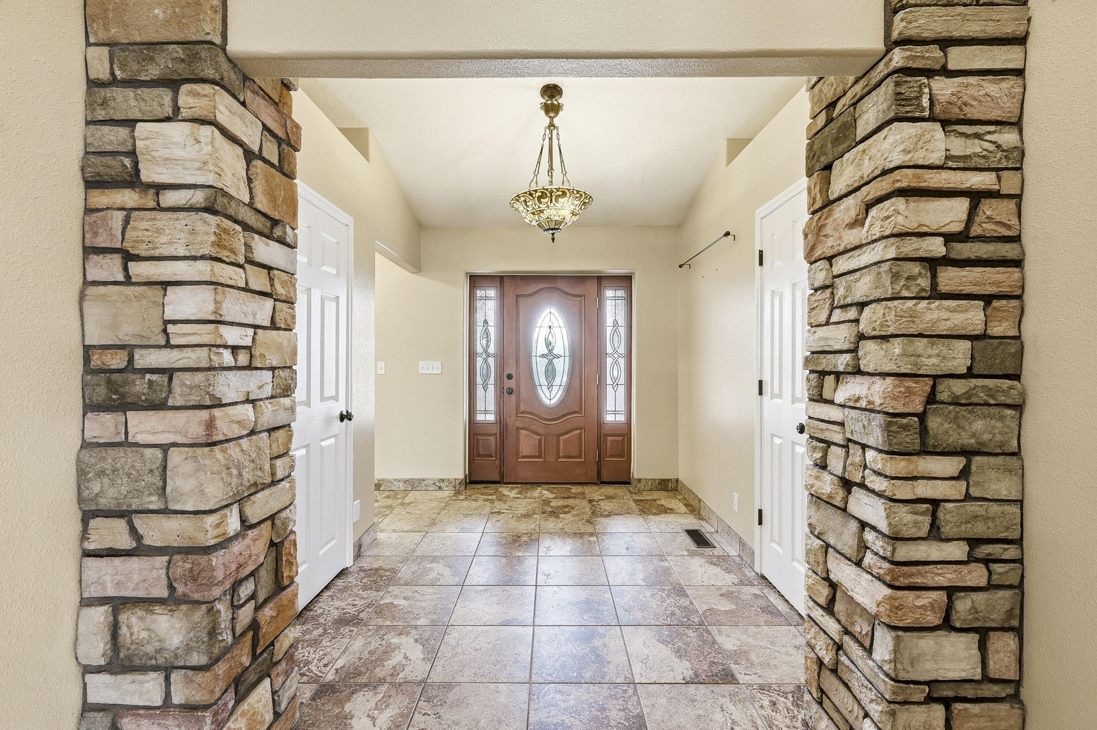1013 S 4175 W, Cedar City, photo 7 of 62