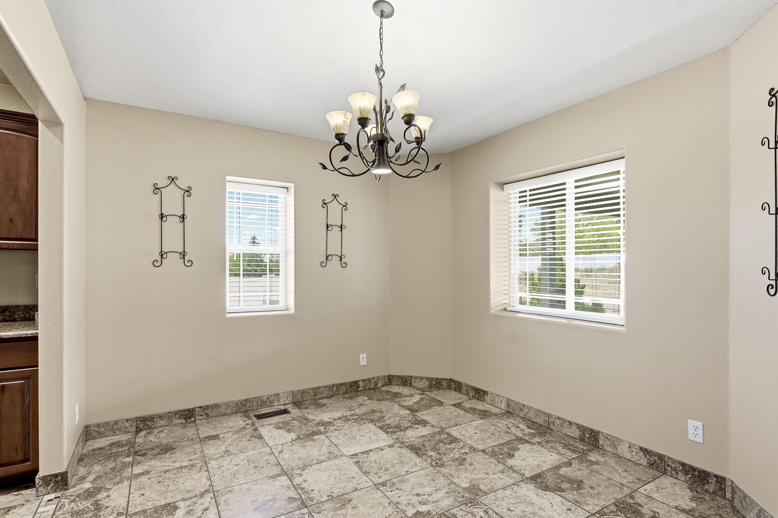 1013 S 4175 W, Cedar City, photo 12 of 62