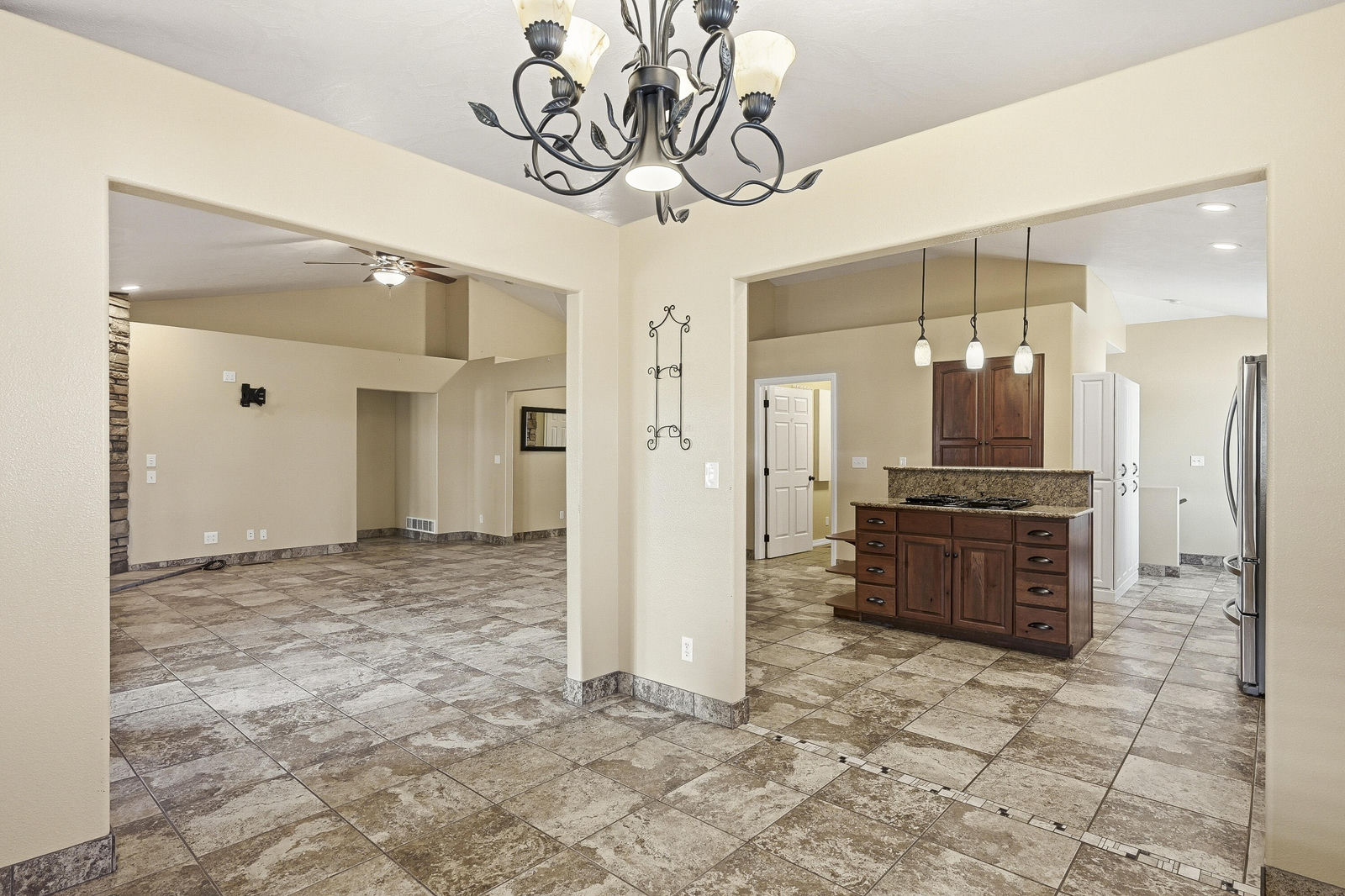 1013 S 4175 W, Cedar City, photo 13 of 62