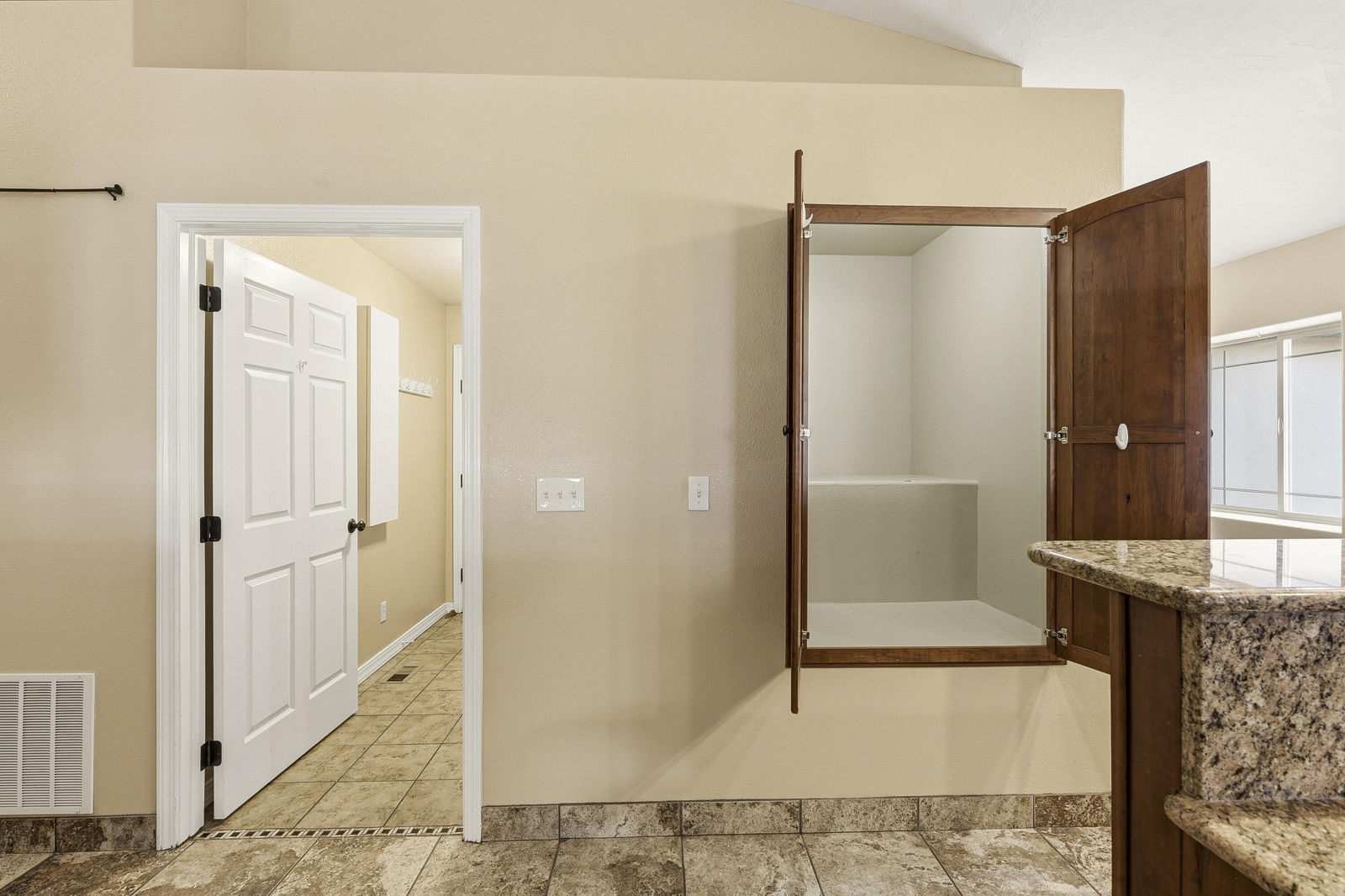 1013 S 4175 W, Cedar City, photo 18 of 62