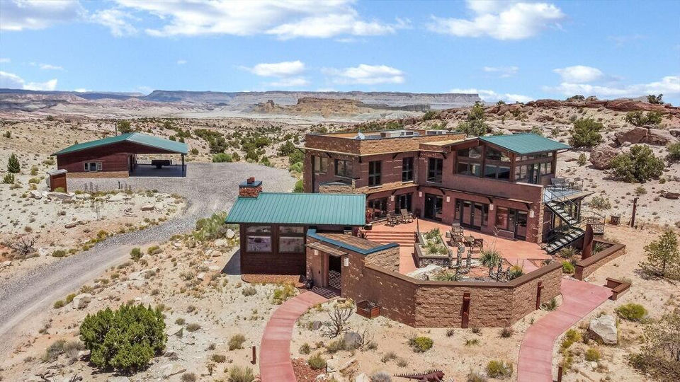 3995 S Desert Grave RD, Torrey, photo 2