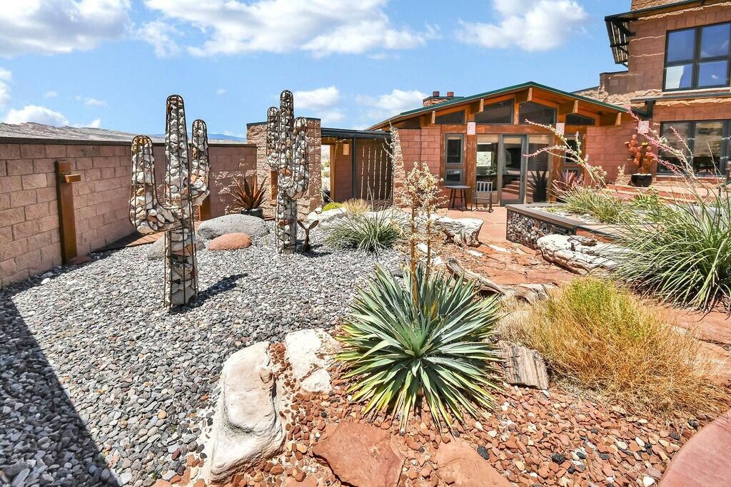 3995 S Desert Grave RD, Torrey, photo 9 of 95