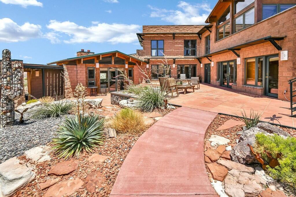 3995 S Desert Grave RD, Torrey, photo 12 of 95