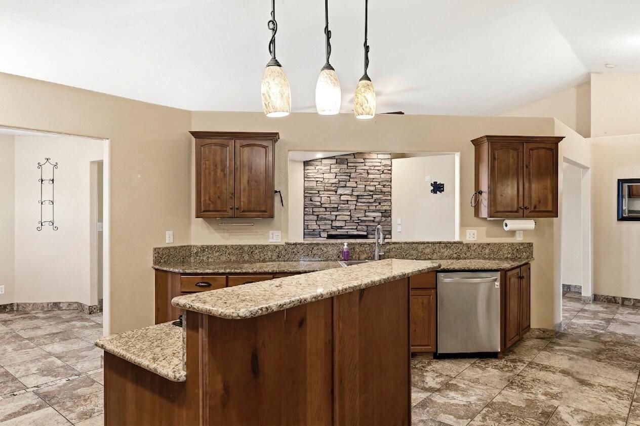 1013 S 4175 W, Cedar City, photo 16 of 62