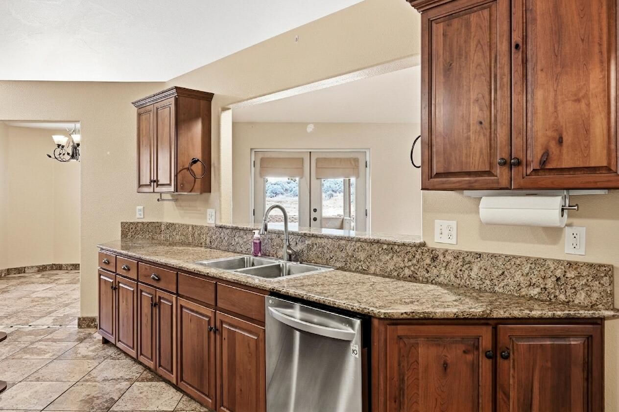 1013 S 4175 W, Cedar City, photo 17 of 62