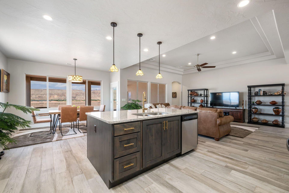 715 S 1480 W, Hurricane, photo 3