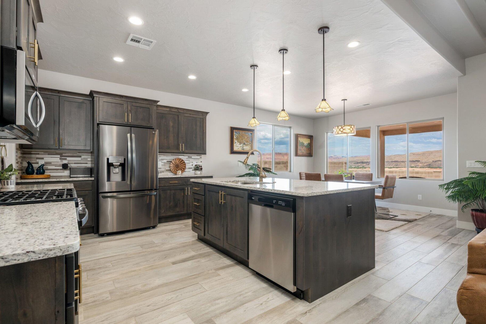 715 S 1480 W, Hurricane, photo 6 of 46