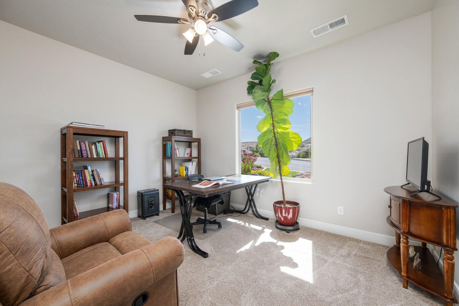 715 S 1480 W, Hurricane, photo 23 of 46