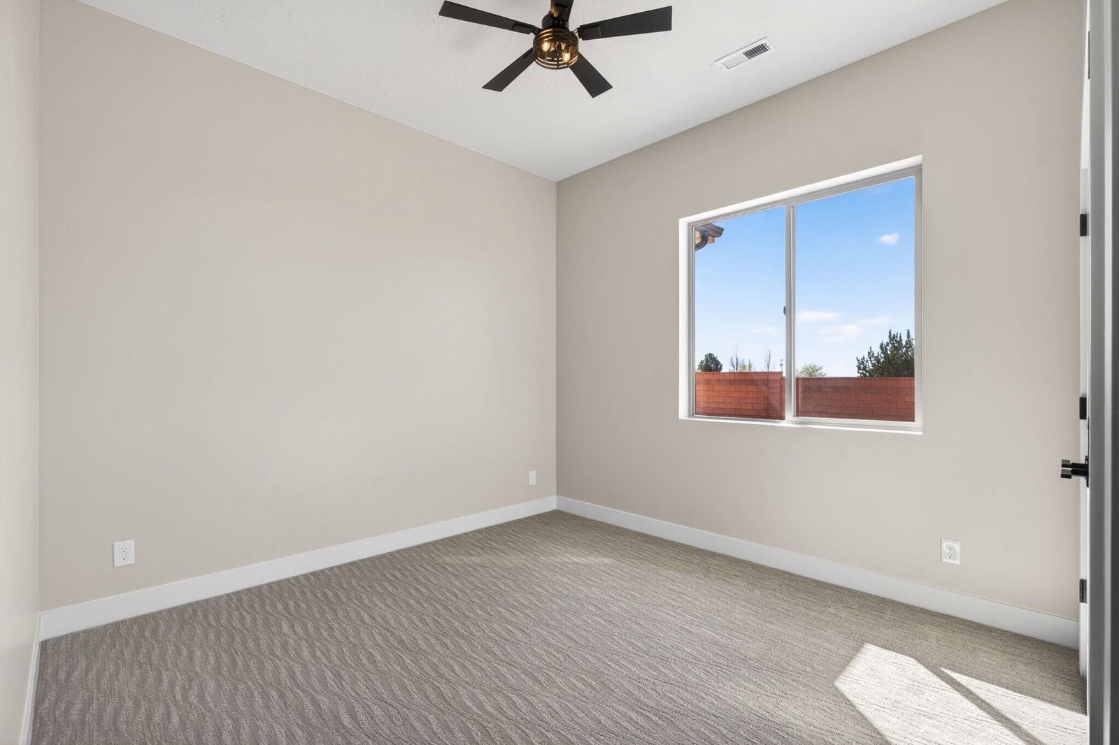 1193 W Kokopelli Street, Hildale, photo 28 of 72