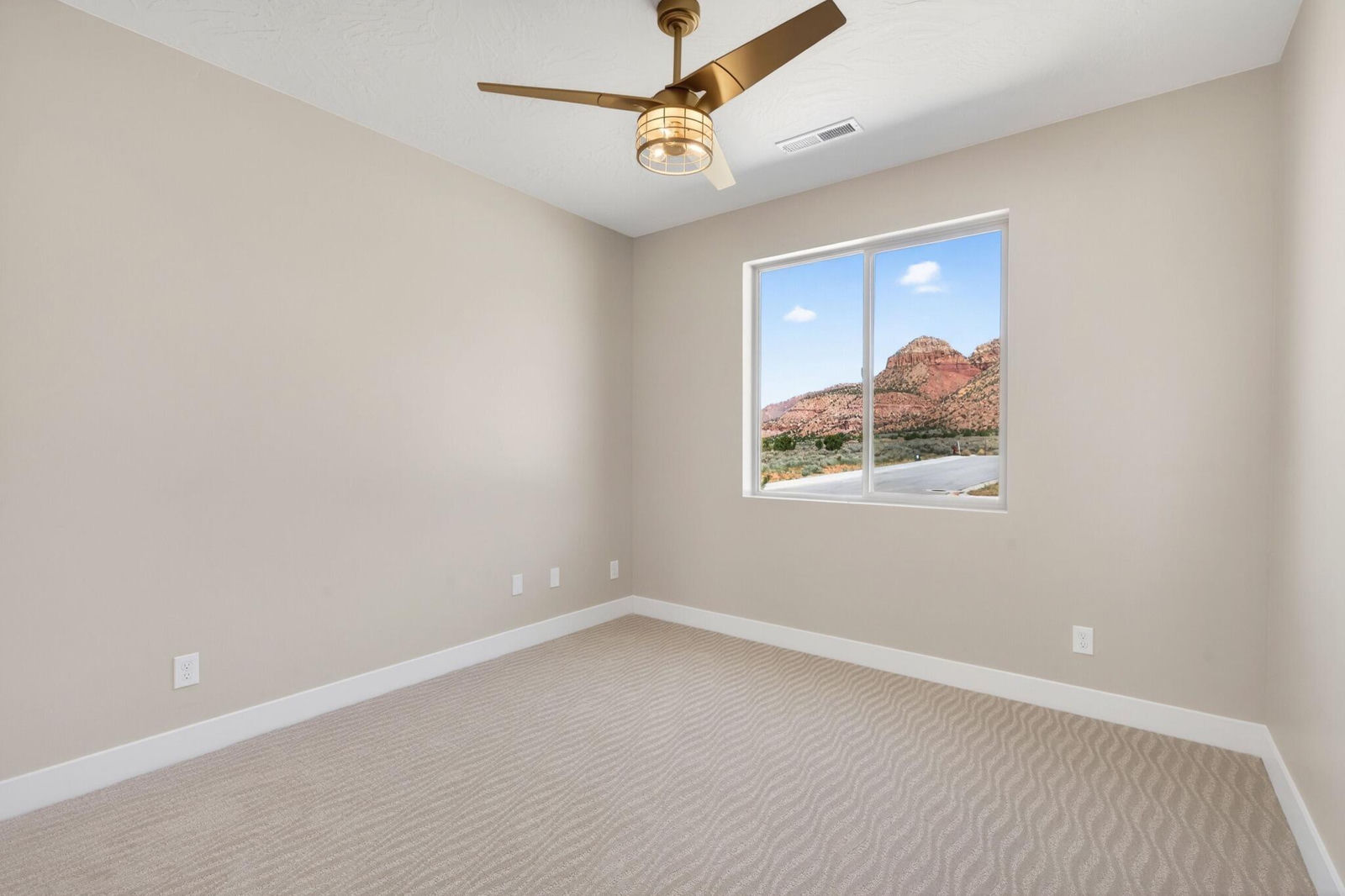 1223 W Kokopelli Street, Hildale, photo 39 of 70