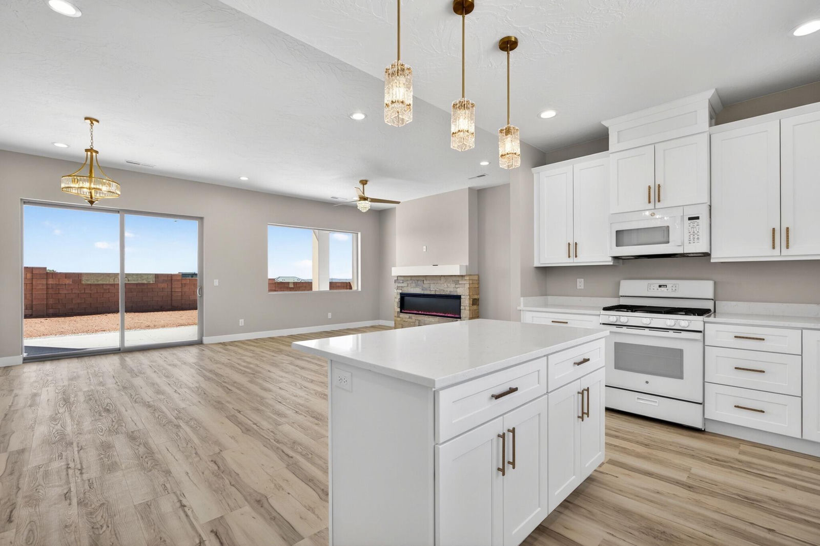 1223 W Kokopelli Street, Hildale, photo 12 of 70