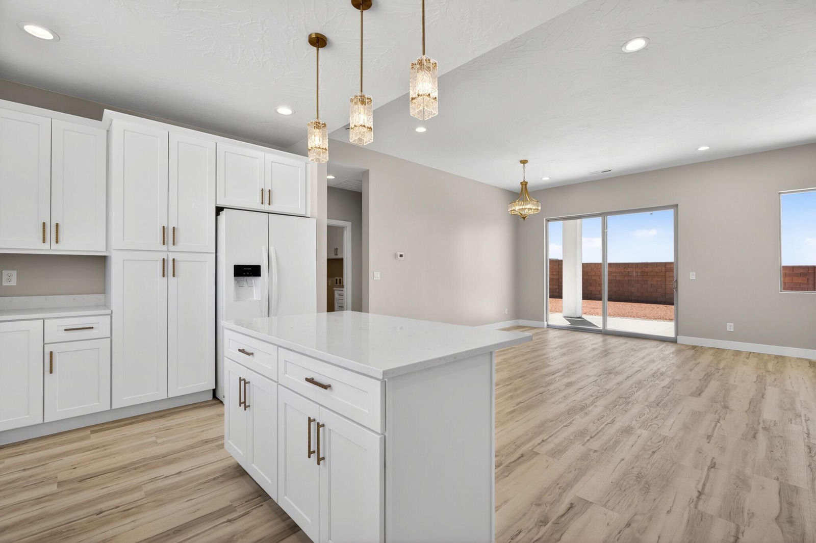 1223 W Kokopelli Street, Hildale, photo 11 of 70