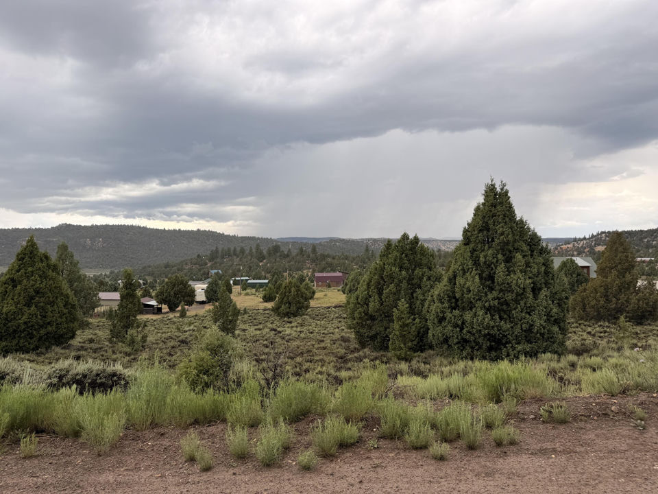 Uintah DR, Duck Creek Village, photo 3