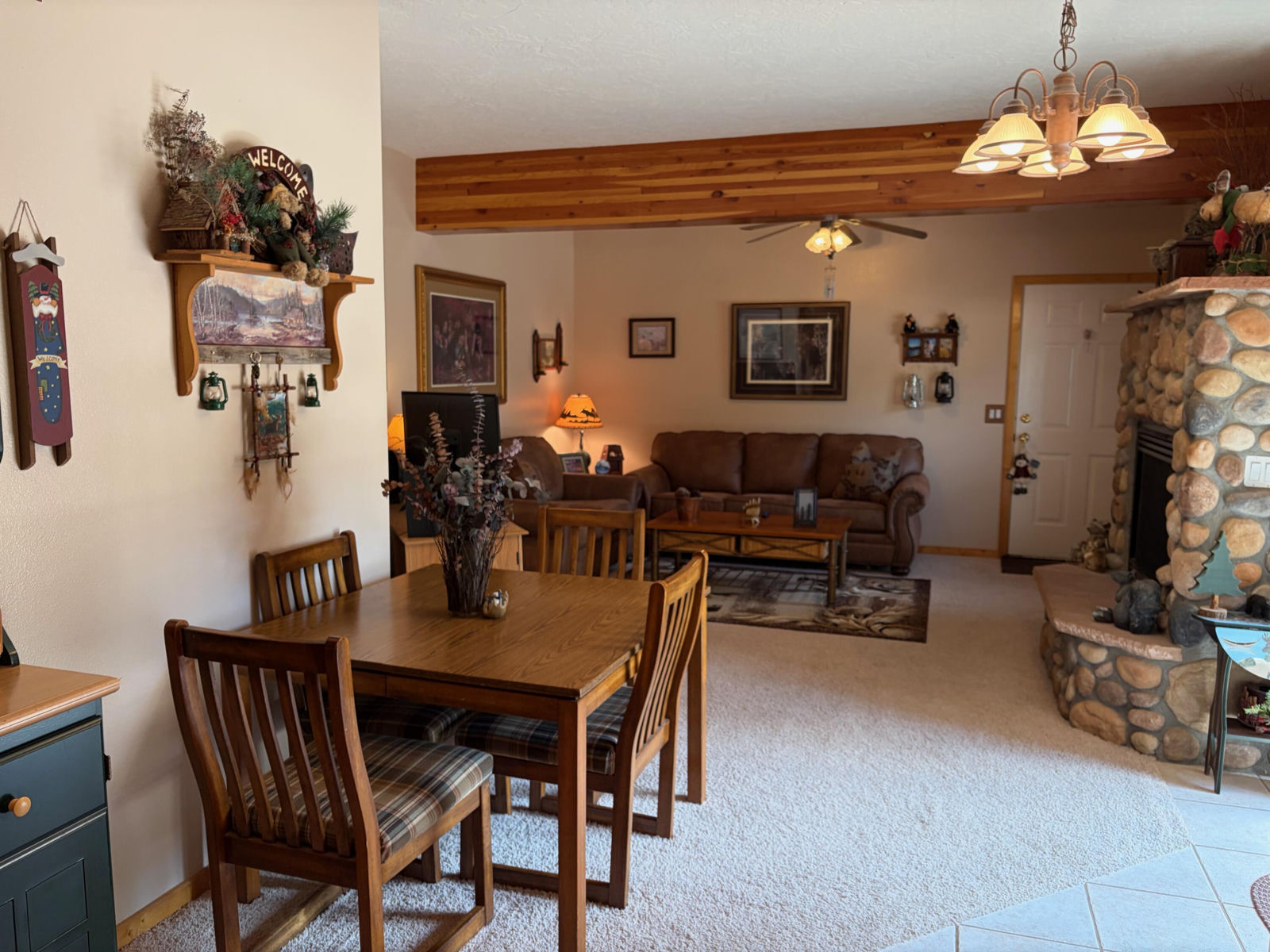 695 E Movie Ranch RD, 1, Duck Creek Village, photo 8 of 35