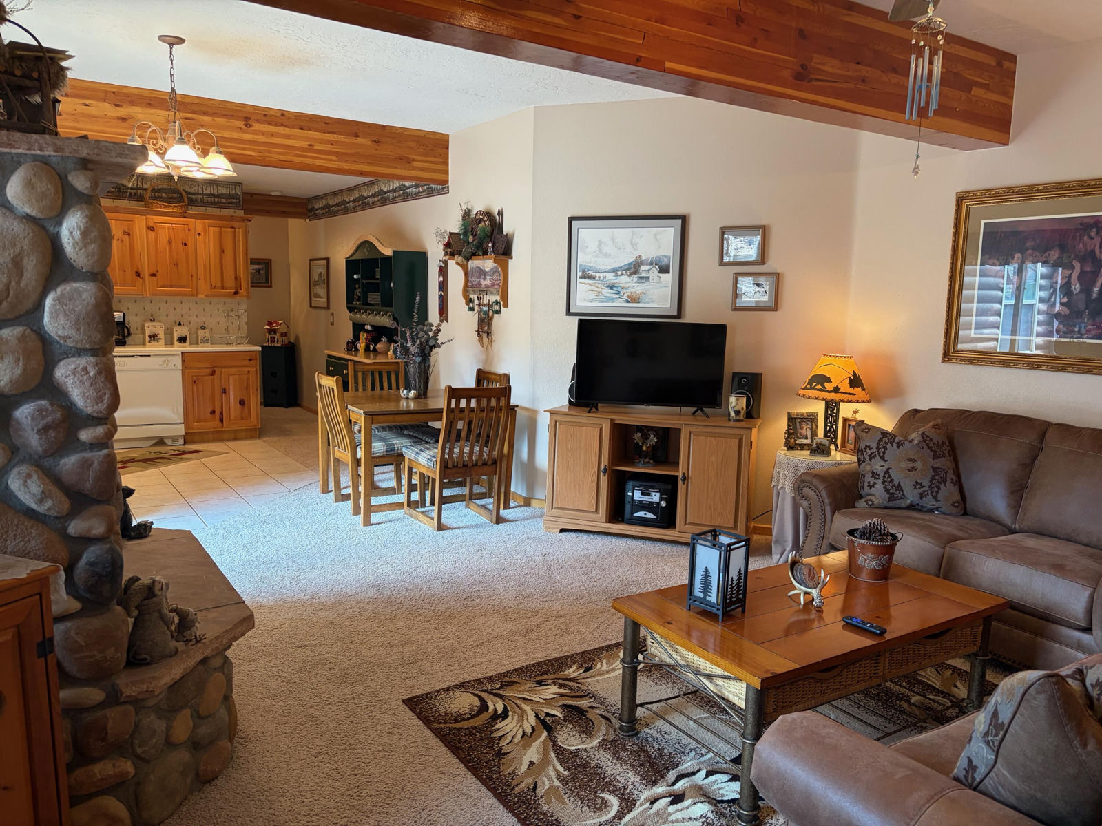 695 E Movie Ranch RD, 1, Duck Creek Village, photo 5 of 35
