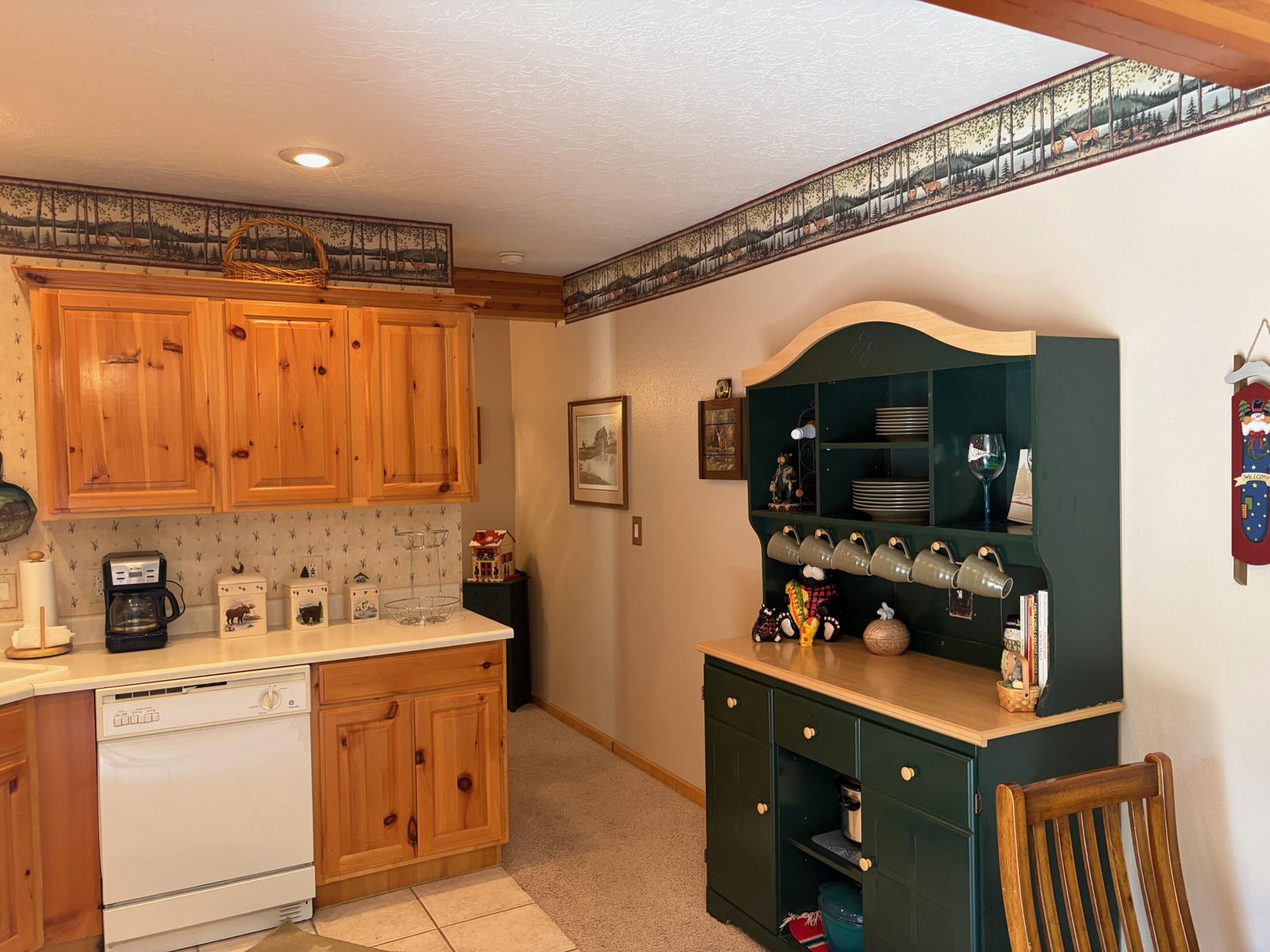 695 E Movie Ranch RD, 1, Duck Creek Village, photo 11 of 35