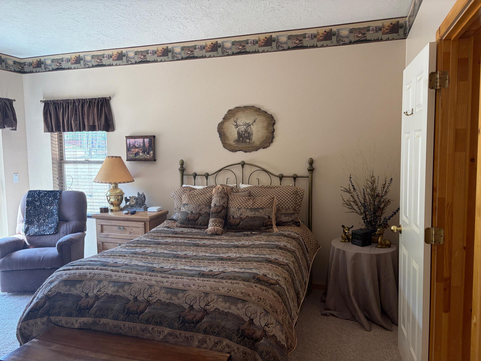 695 E Movie Ranch RD, 1, Duck Creek Village, photo 19 of 35
