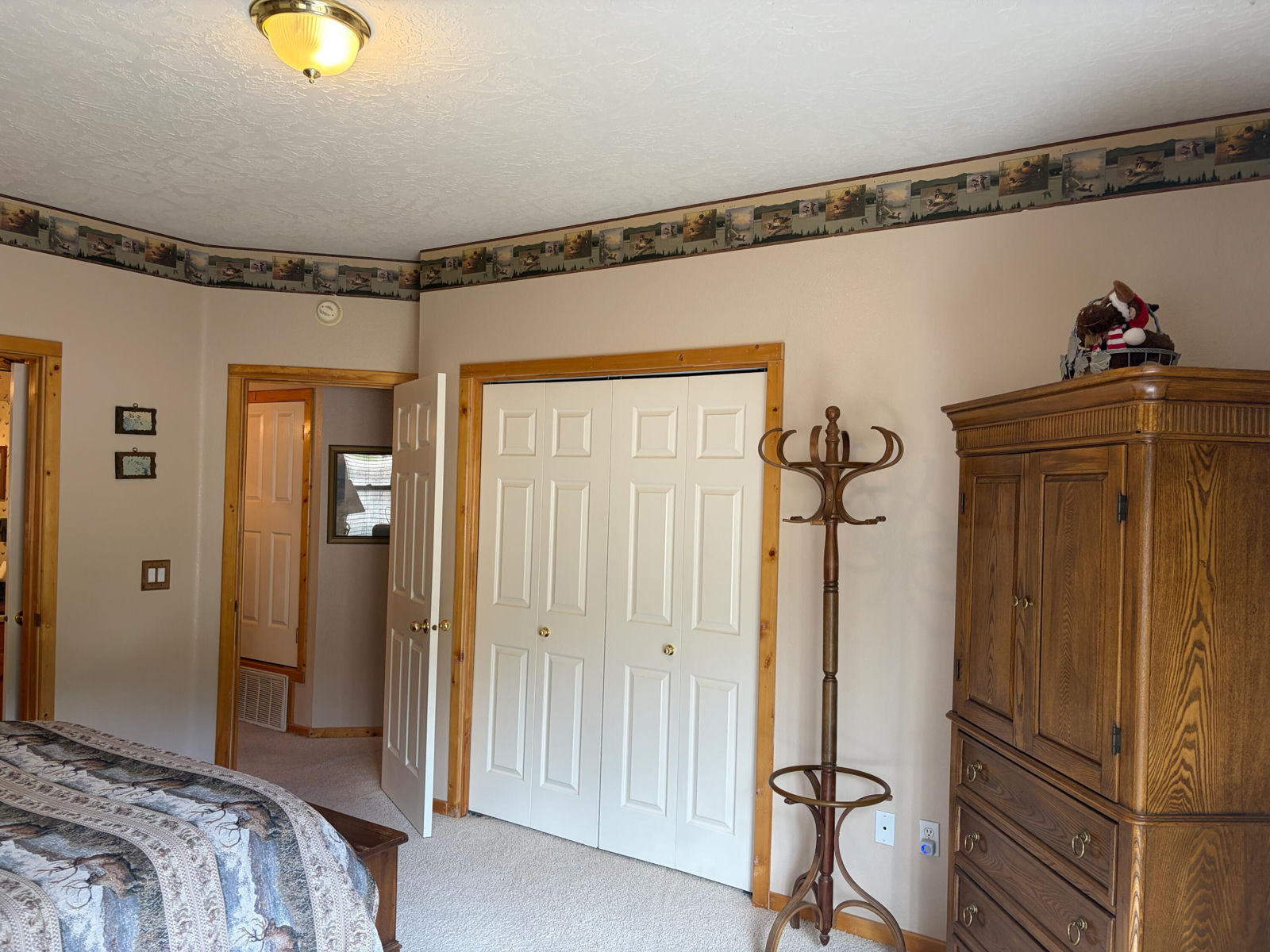 695 E Movie Ranch RD, 1, Duck Creek Village, photo 21 of 35