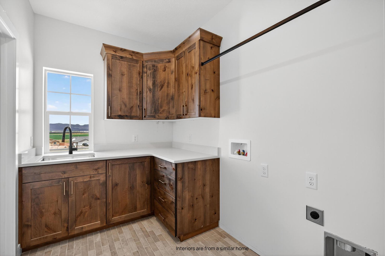 612 S Renze Adams ST, Cedar City, photo 23 of 84