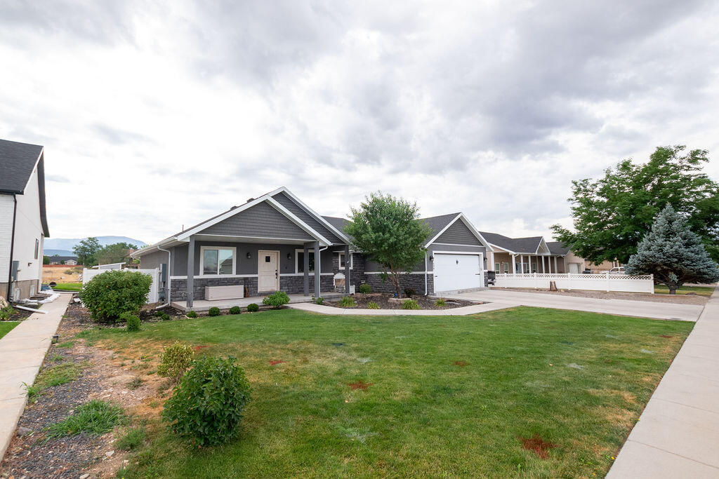 490 N 1000 E, Beaver, photo 4 of 46
