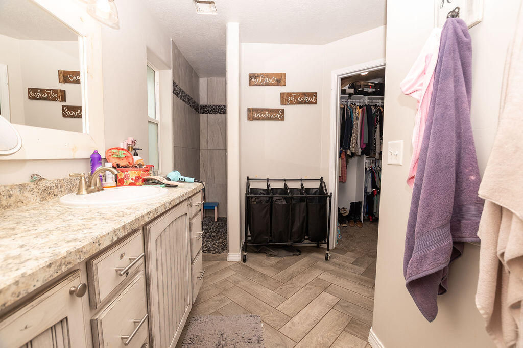 490 N 1000 E, Beaver, photo 19 of 46