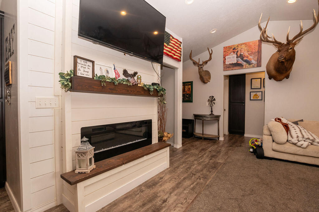 490 N 1000 E, Beaver, photo 6 of 46