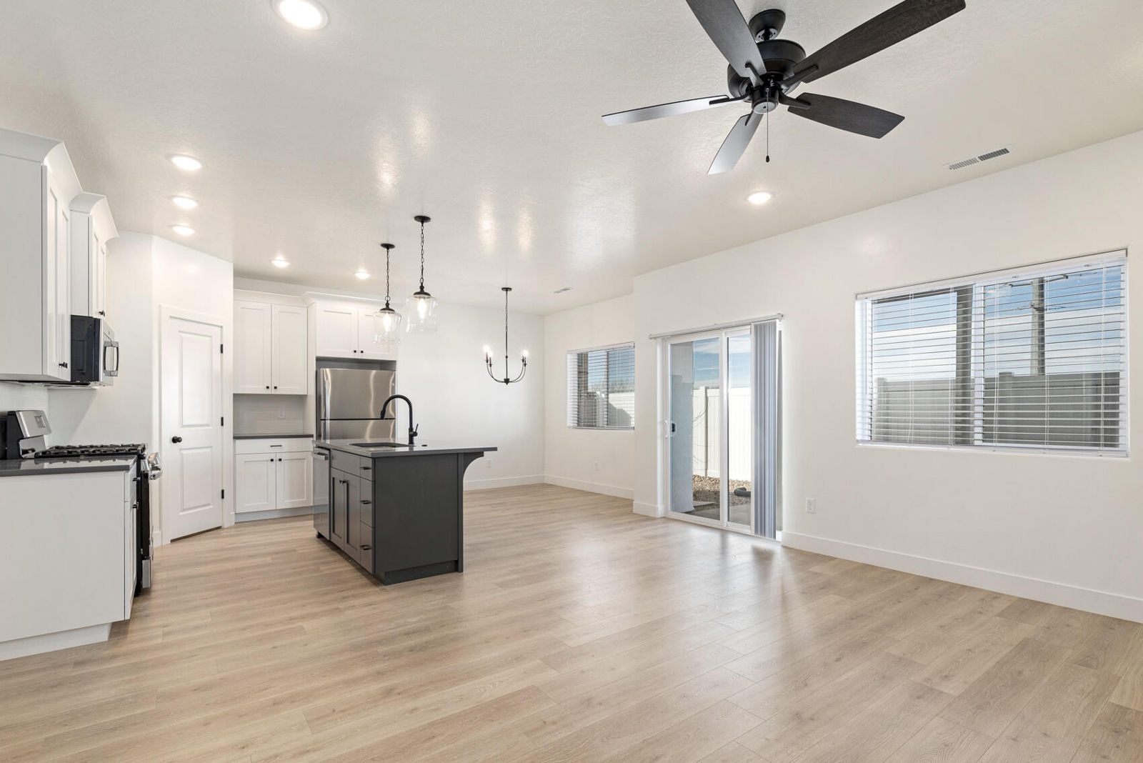 4283 W HWY 56 #3, Cedar City, photo 4 of 40