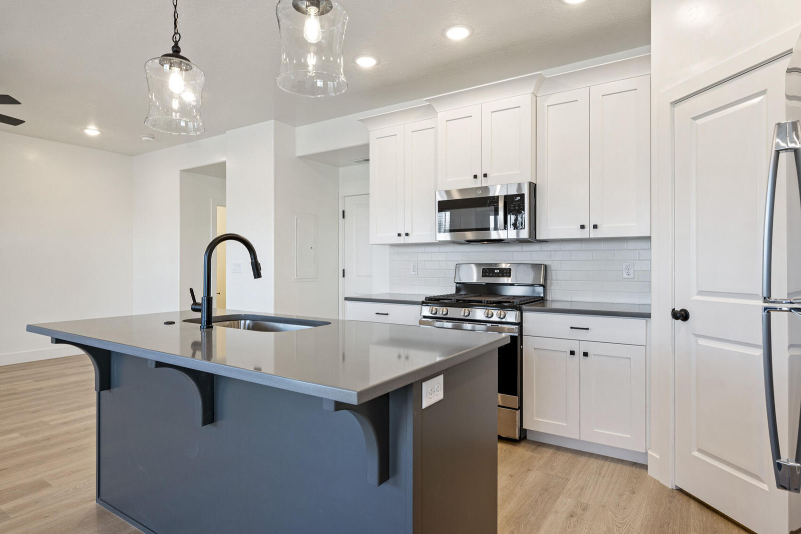 4283 W HWY 56 #3, Cedar City, photo 8 of 40
