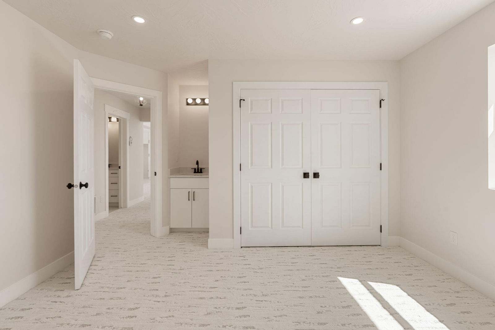 103 N 3700 W, Parowan, photo 17 of 35