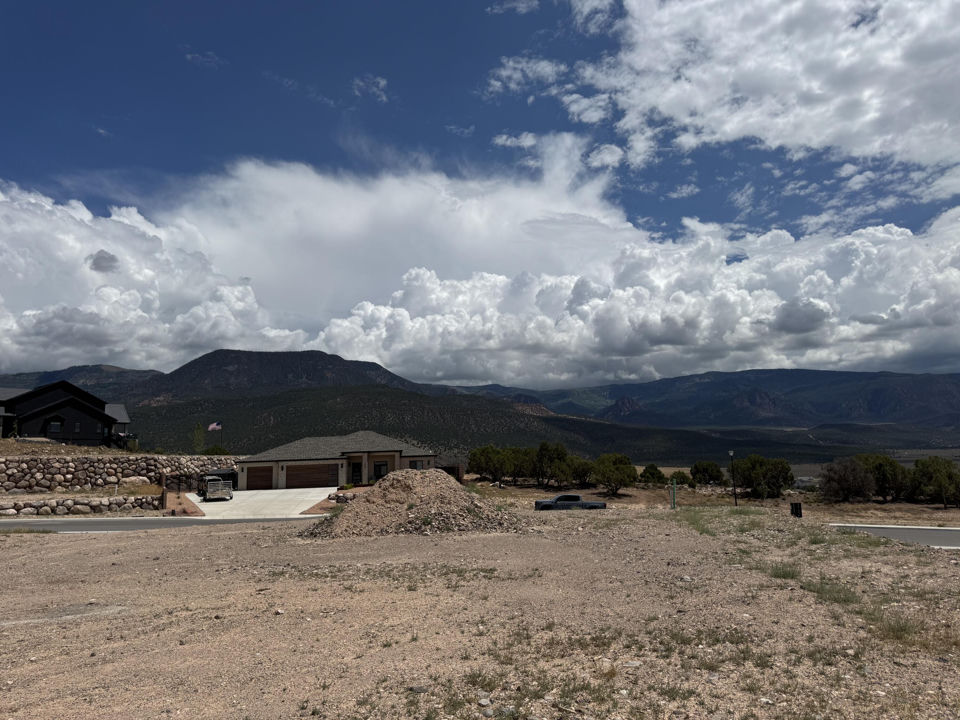 1880 S Hidden Canyon RD, Cedar City, photo 2