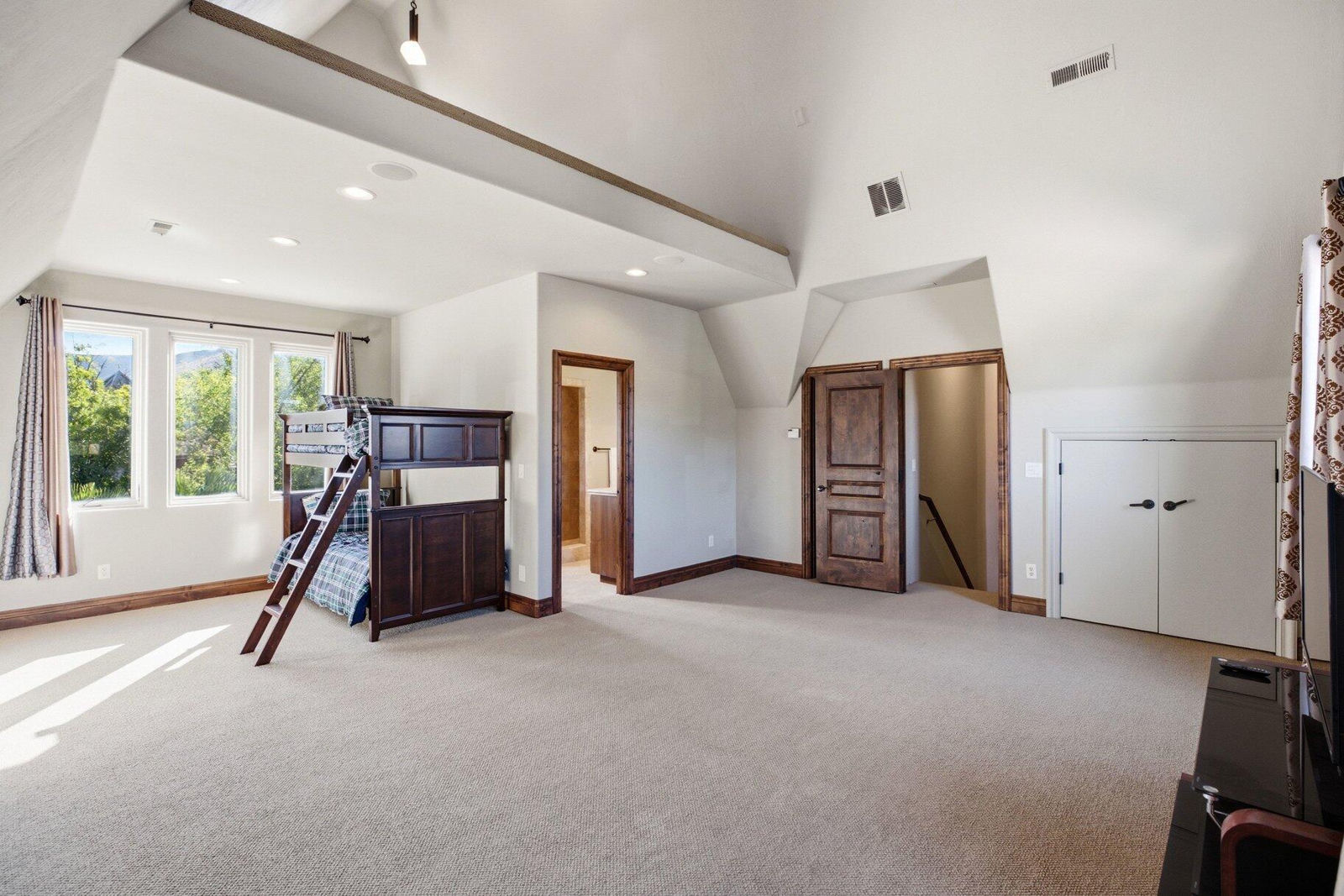 1548 W Woodsview LN, St George, photo 35 of 76