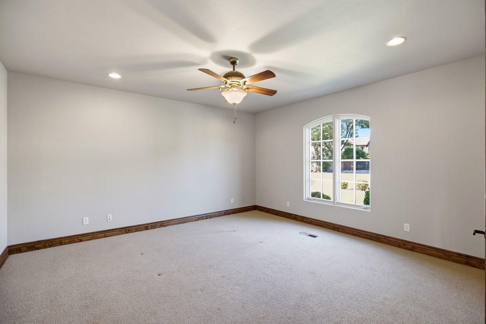 1548 W Woodsview LN, St George, photo 56 of 76