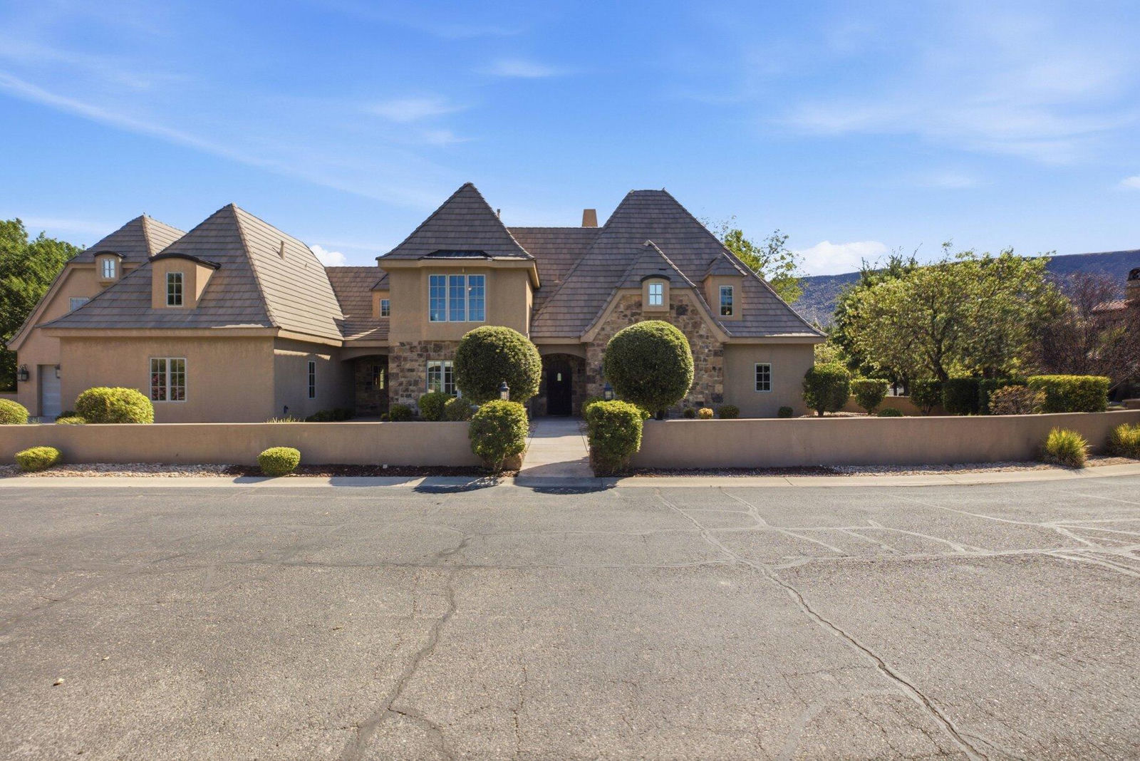 1548 W Woodsview LN, St George, photo 66 of 76
