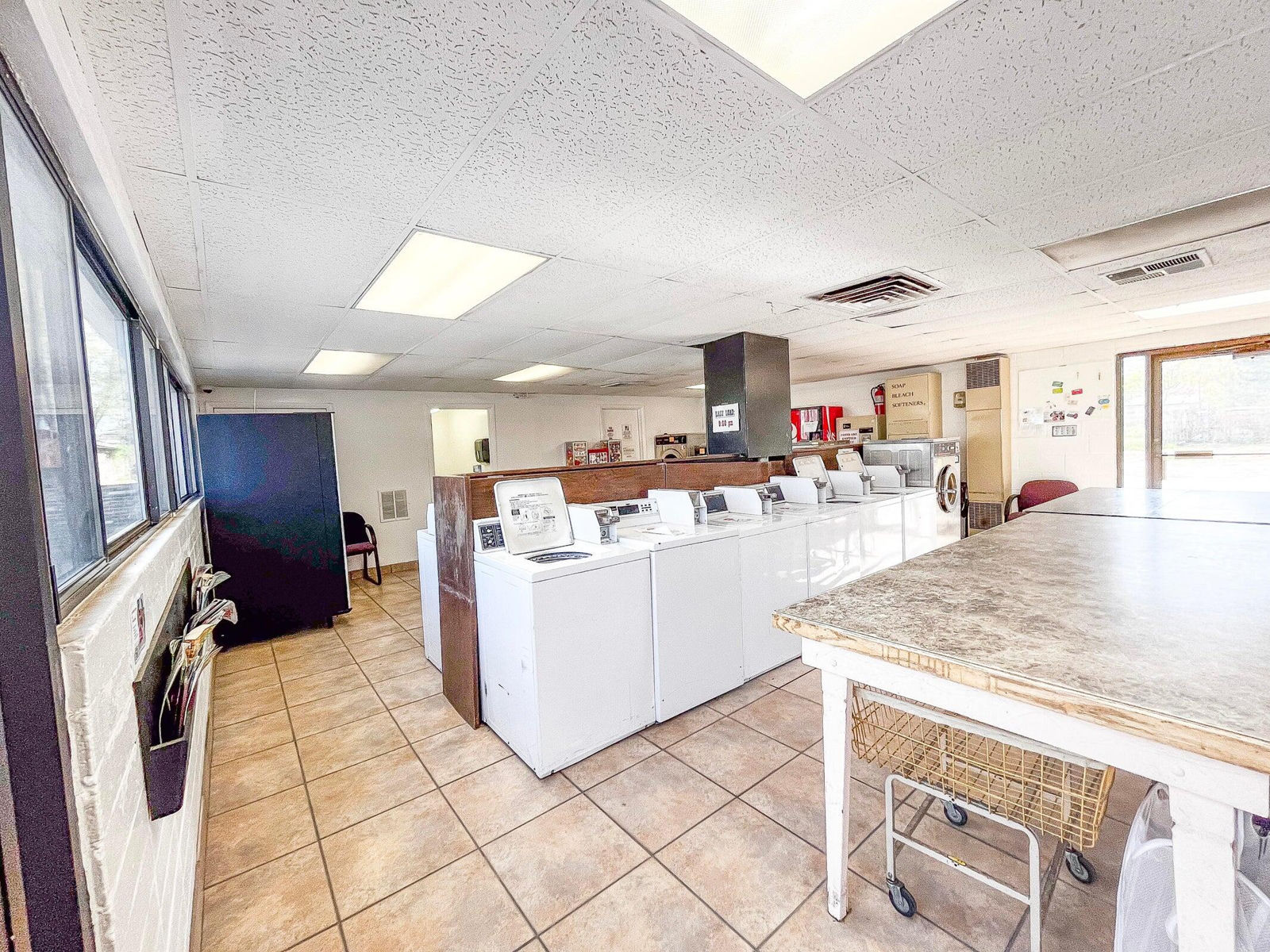240 N Main ST, Parowan, photo 7 of 22