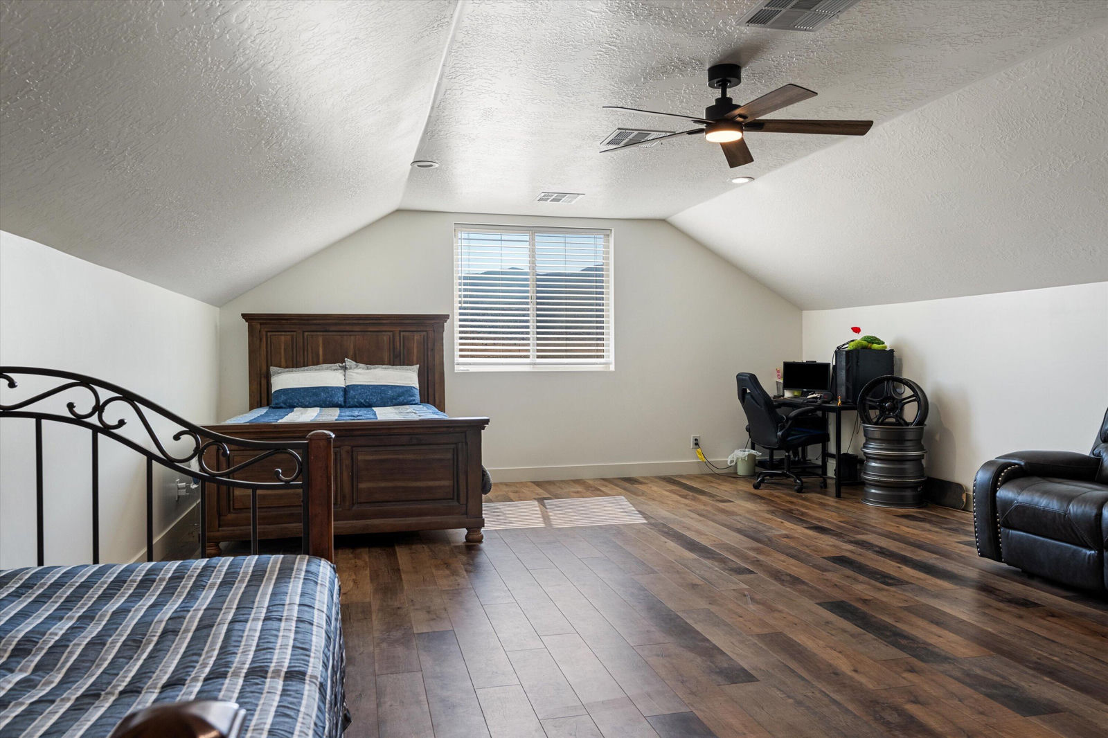 914 E 2800 N, Newcastle, photo 23 of 46