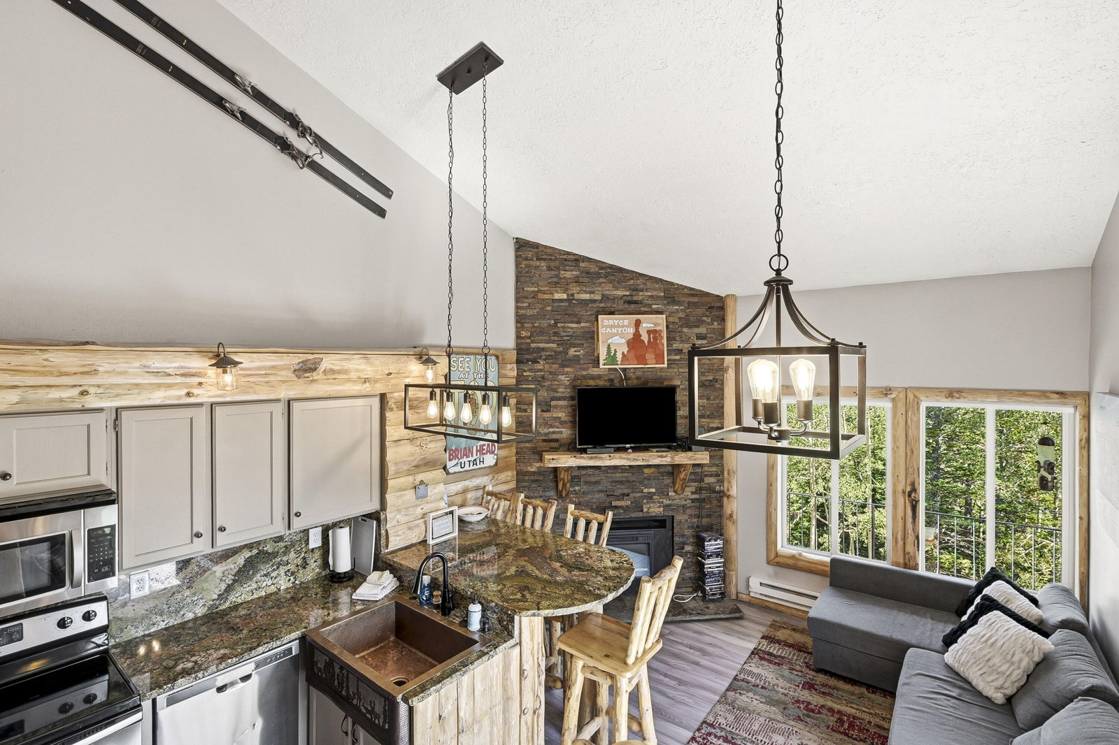 464 N HWY 143 #B310, Brian Head, photo 12 of 33