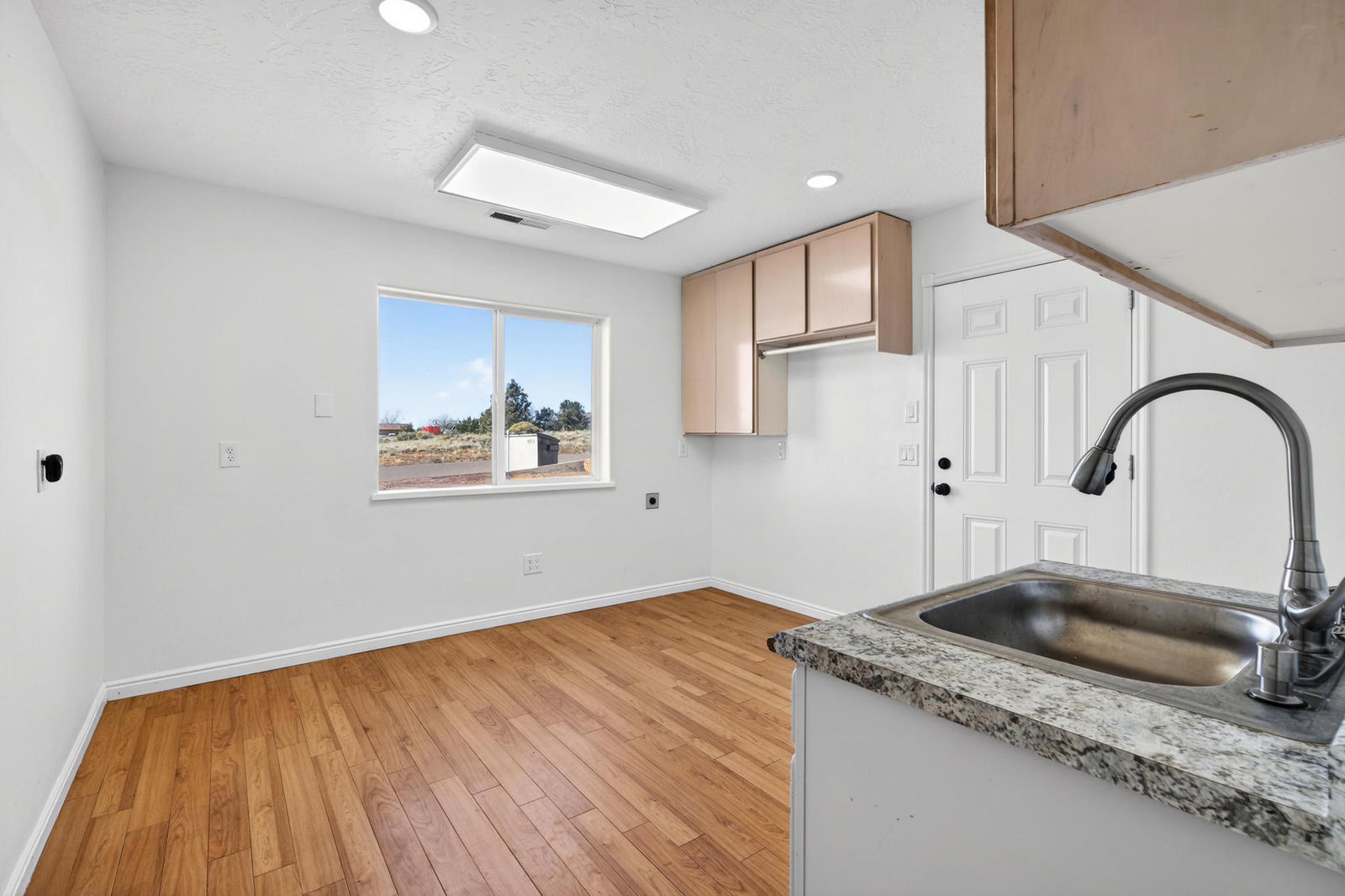 640 N Juniper ST, Hildale, photo 33 of 90