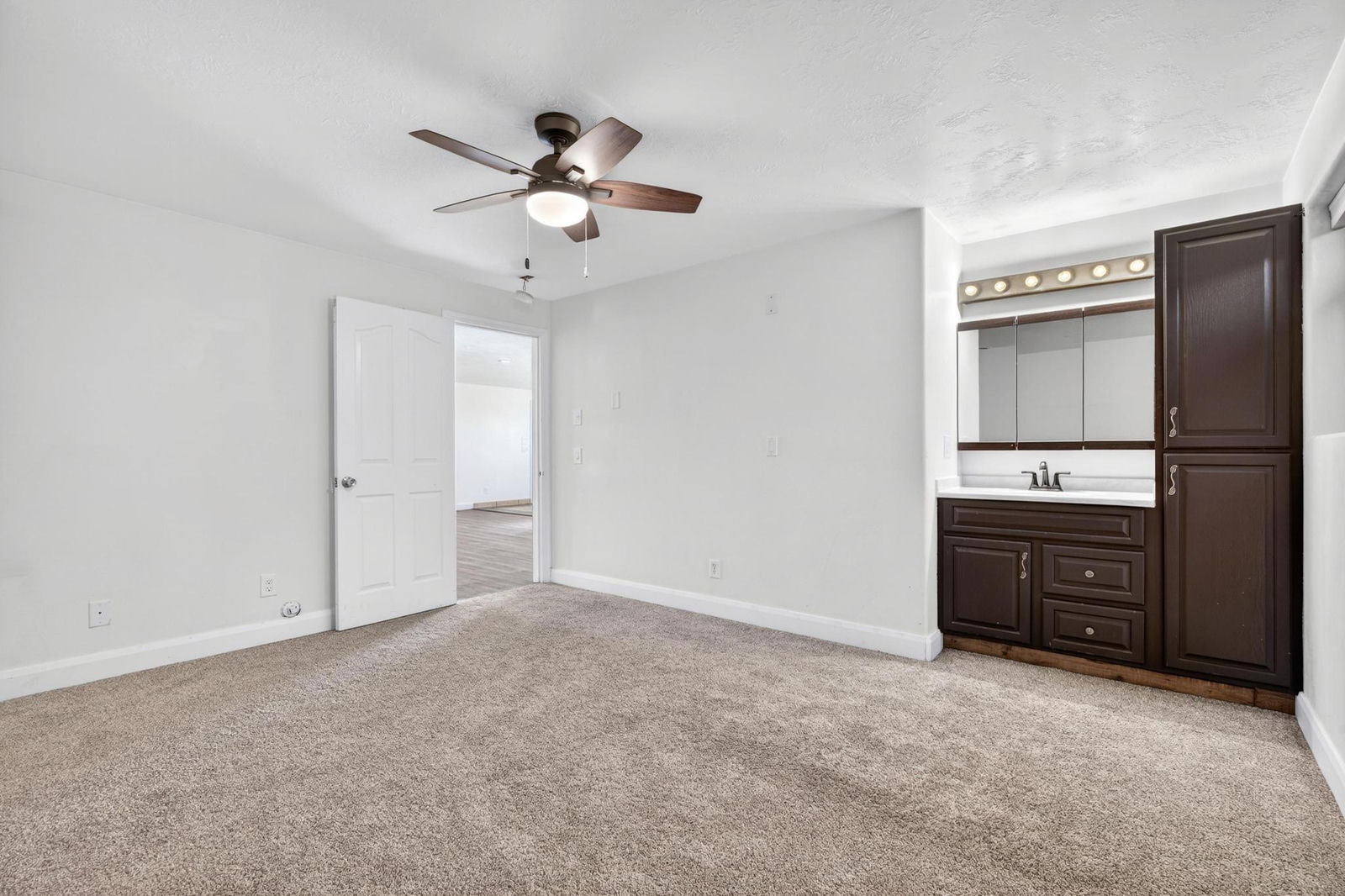 640 N Juniper ST, Hildale, photo 49 of 90