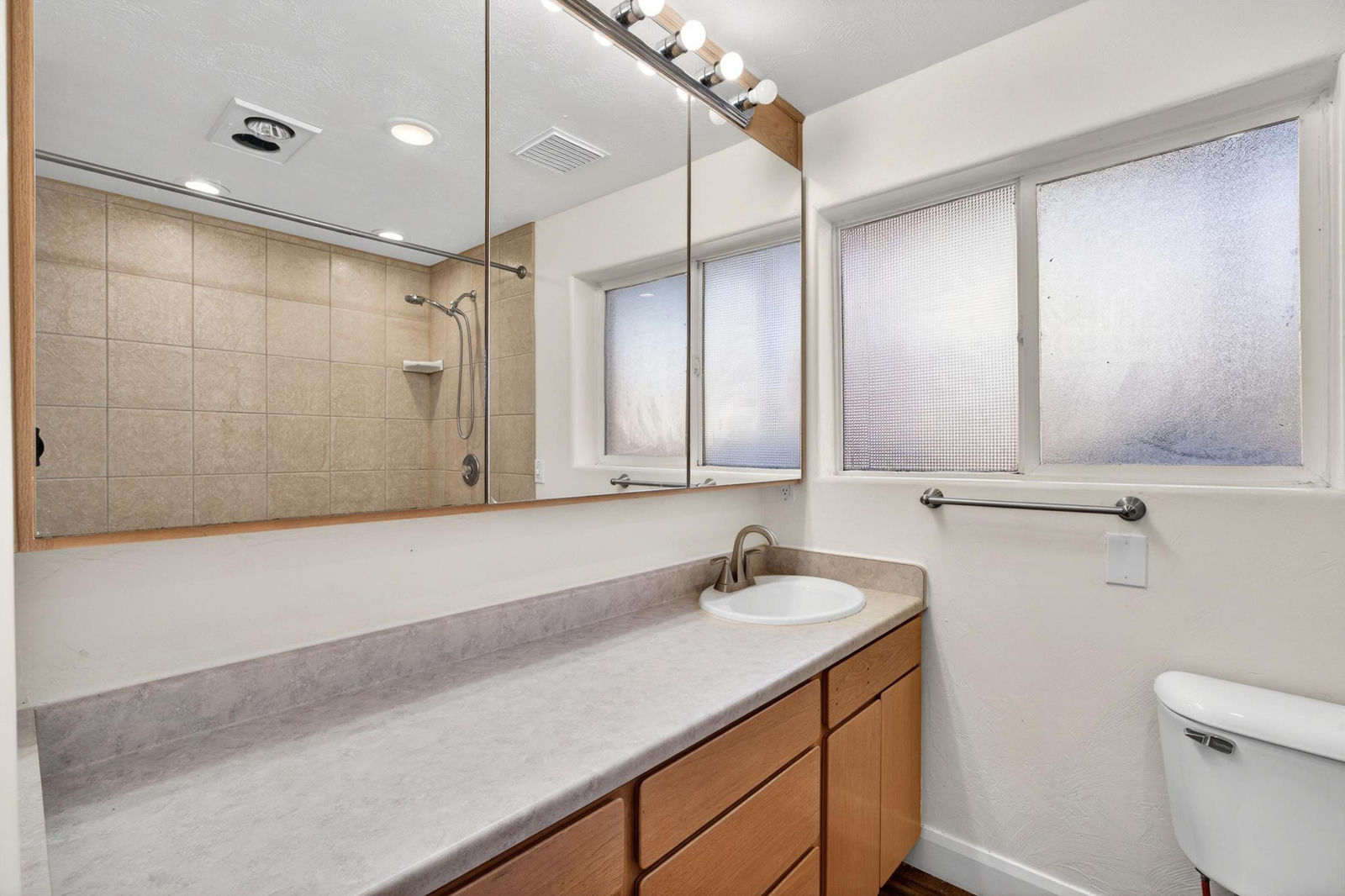 640 N Juniper ST, Hildale, photo 42 of 90