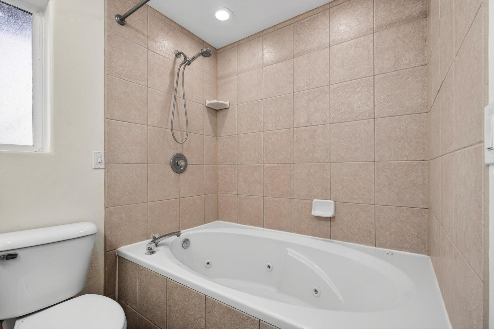 640 N Juniper ST, Hildale, photo 43 of 90