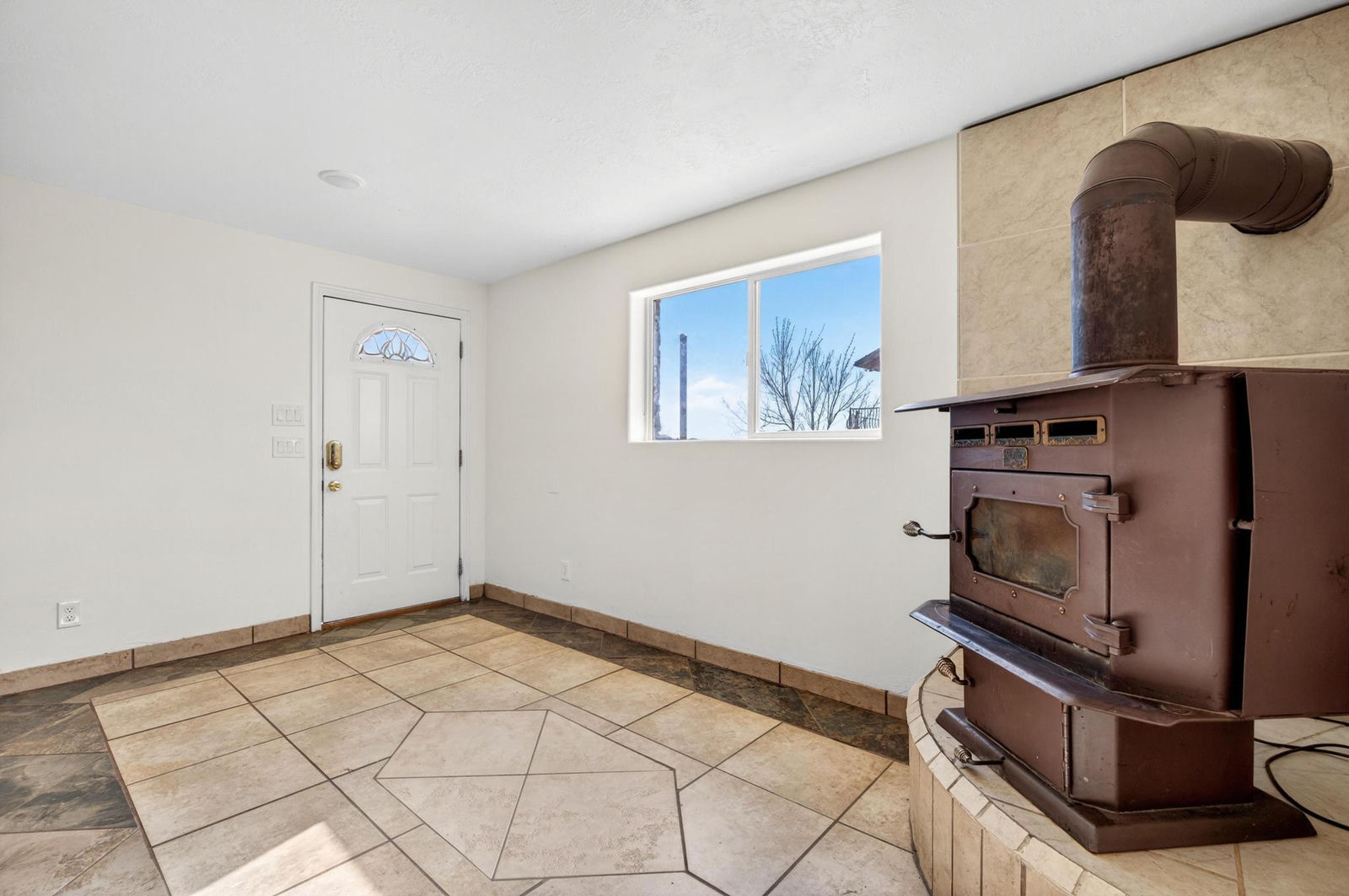 640 N Juniper ST, Hildale, photo 39 of 90