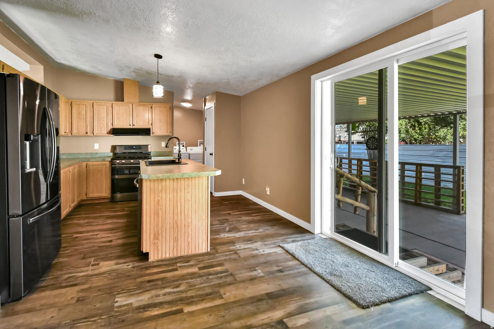 171 N 700 E, Richfield, photo 9 of 51