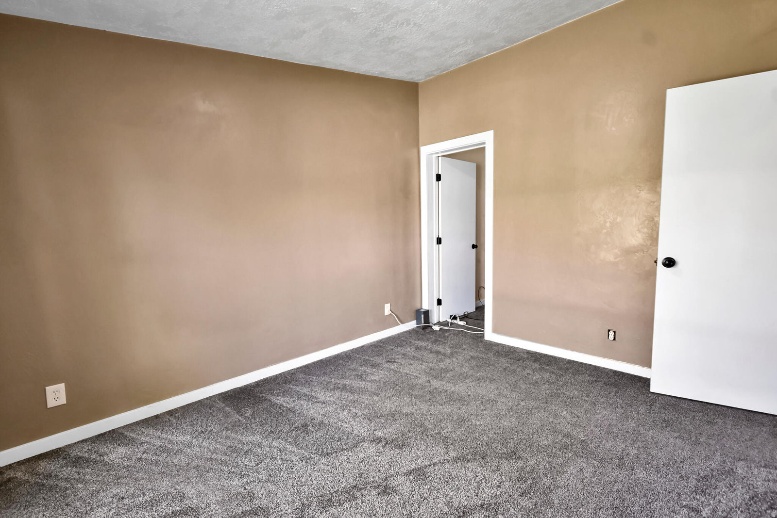 171 N 700 E, Richfield, photo 19 of 51