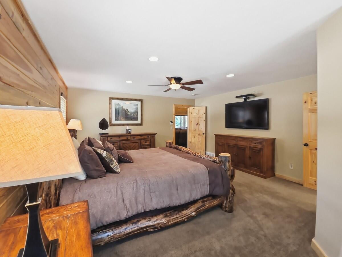 1525 N Henry RD, Duck Creek Village, photo 18 of 50