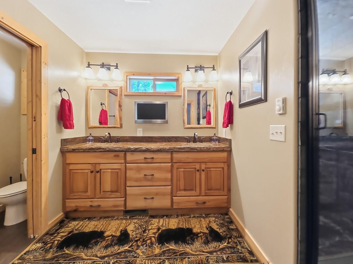 1525 N Henry RD, Duck Creek Village, photo 19 of 50