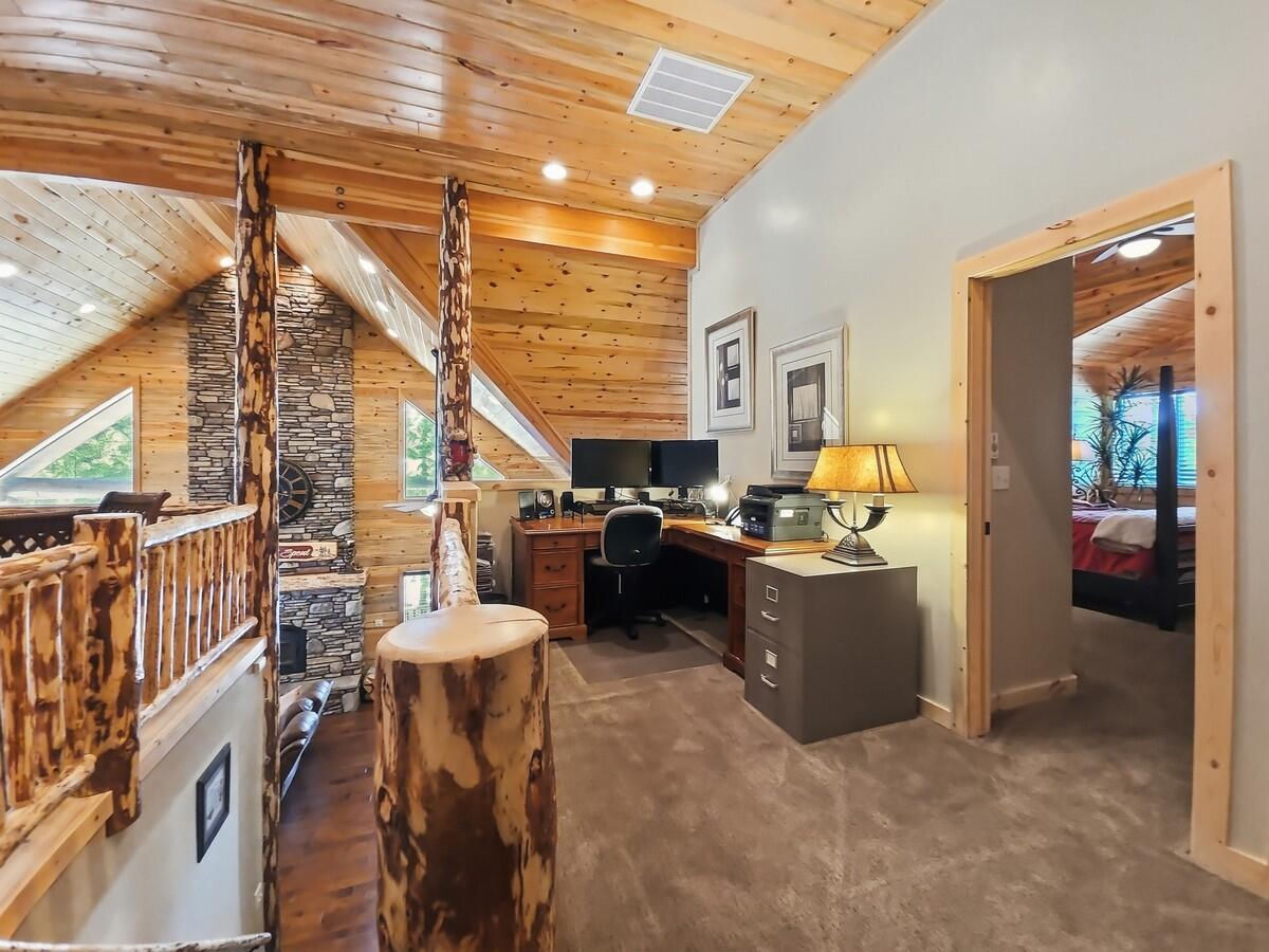 1525 N Henry RD, Duck Creek Village, photo 24 of 50