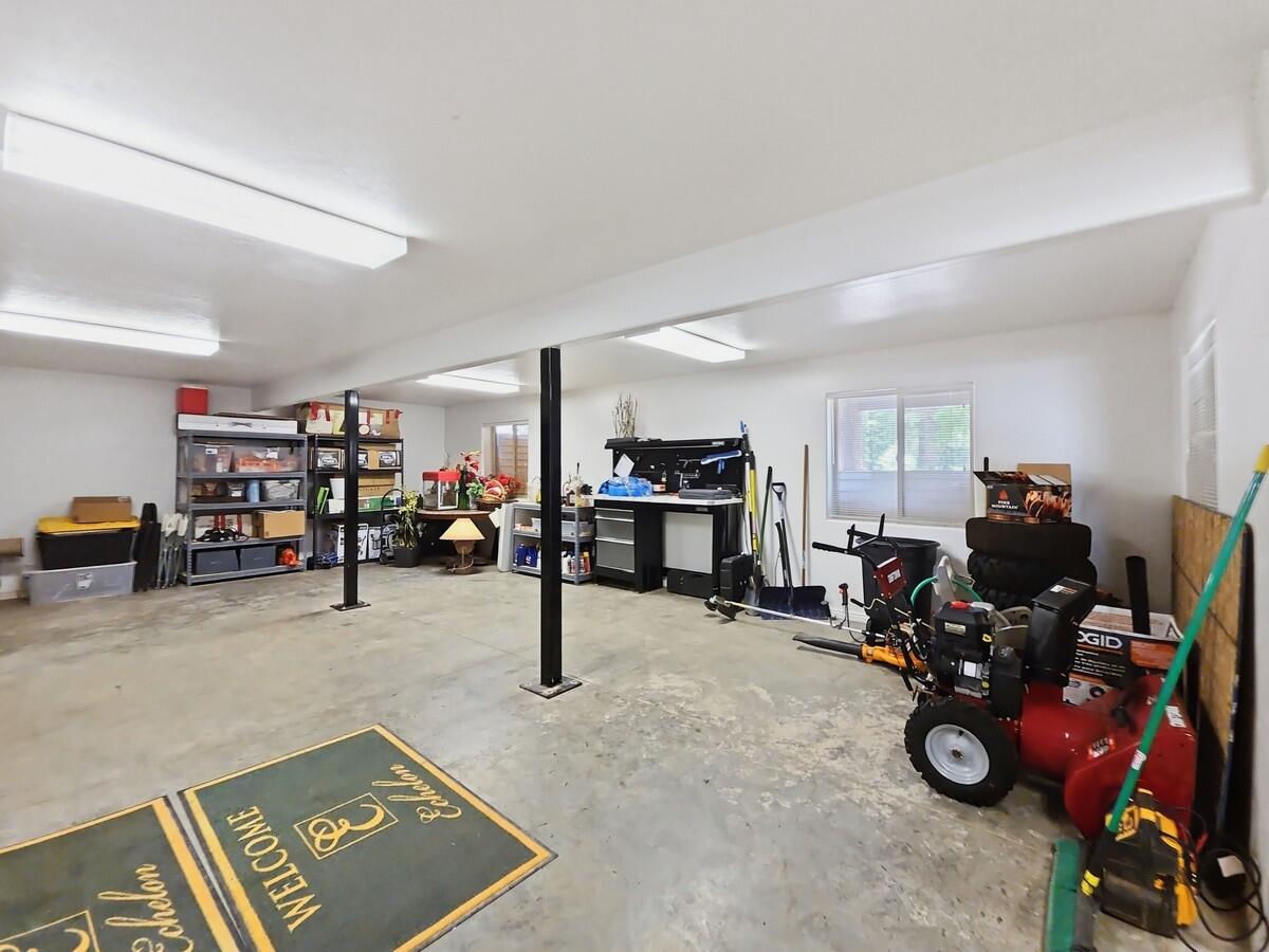 1525 N Henry RD, Duck Creek Village, photo 32 of 50