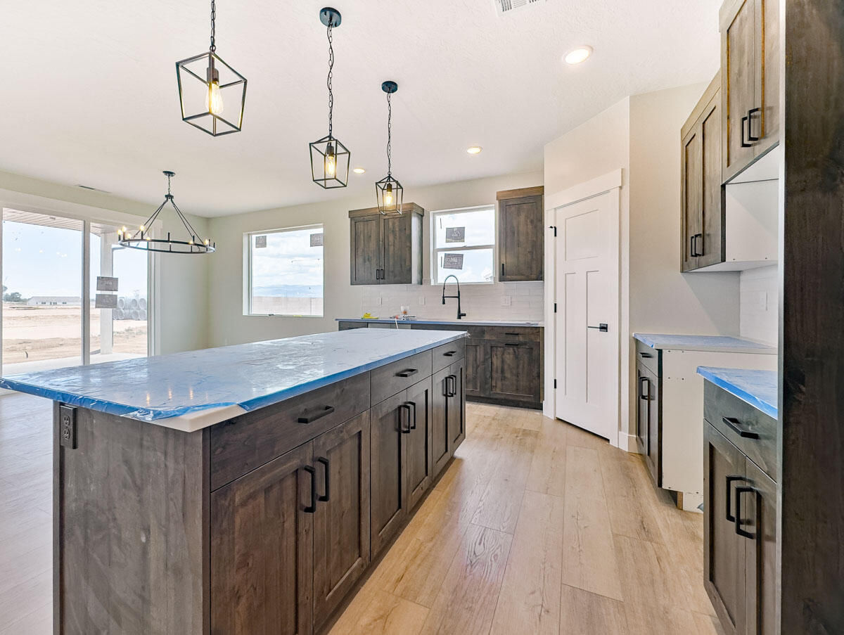 4403 W 100 N, Cedar City, photo 3 of 13