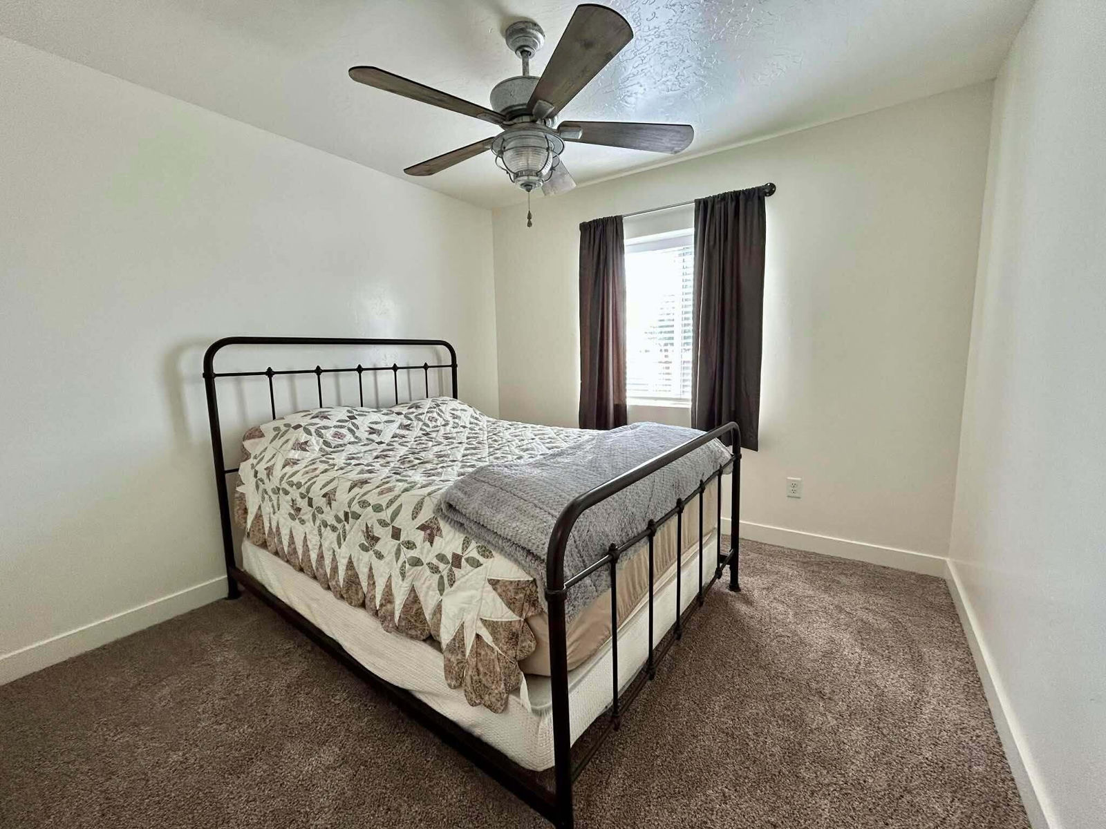 1380 N 2800 E, Enterprise, photo 19 of 65