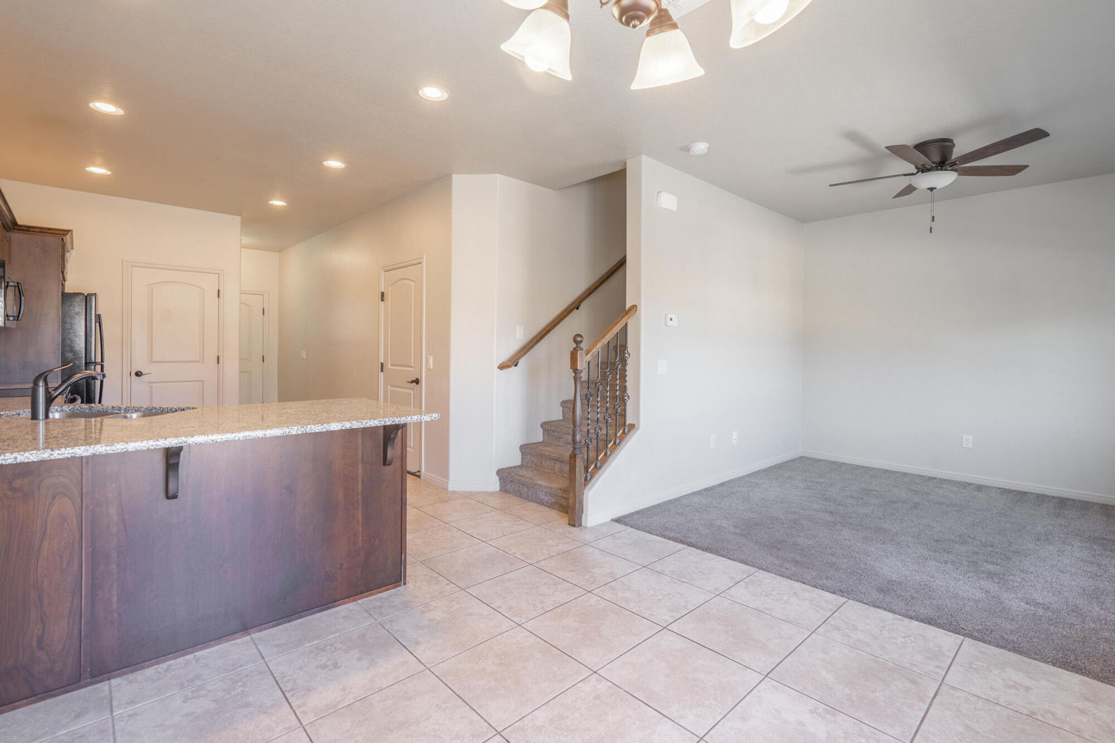 370 W Buena Vista Blvd, #110, Washington, photo 17 of 44